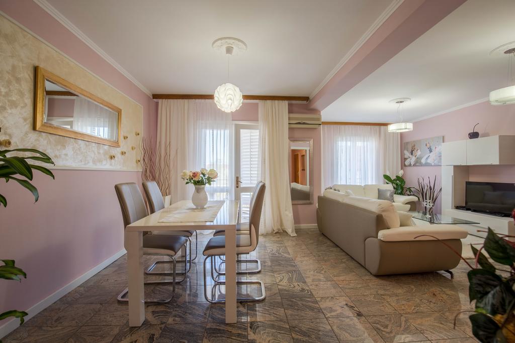 روفينج Apartments Ragusa المظهر الخارجي الصورة