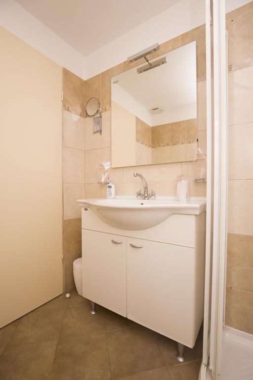 روفينج Apartments Ragusa المظهر الخارجي الصورة