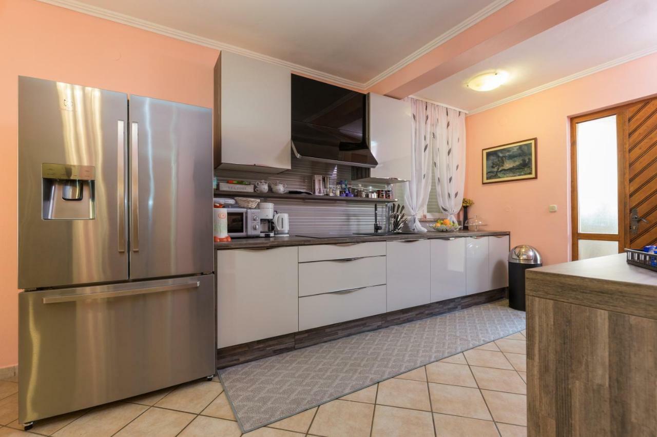 روفينج Apartments Ragusa المظهر الخارجي الصورة