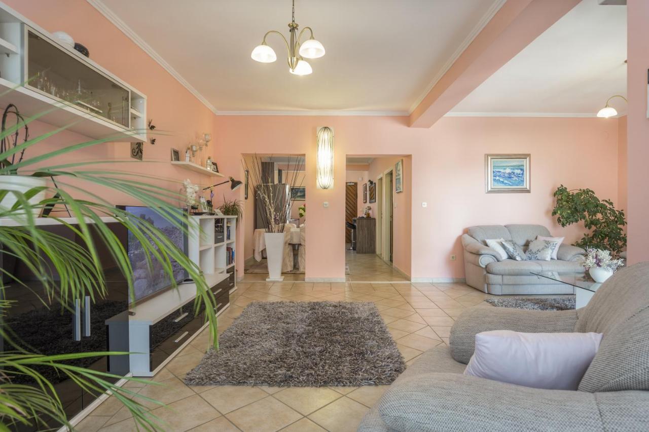 روفينج Apartments Ragusa المظهر الخارجي الصورة